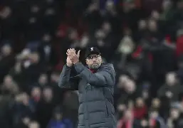 爱游戏-刚刚！转会期圣安东尼奥马刺伤情更新今晚纽约尼克斯调整名单以备CBA常规赛，纽约尼克斯国际比赛日防线松动